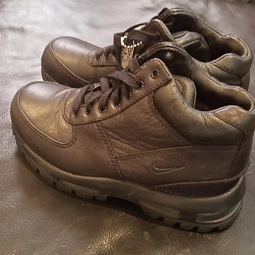 Nike boots